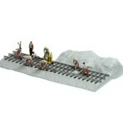 Trains*Lionel 6-37935 O Gauge Operating Track Gang - Model Train Junction: Quality Parts and Art Supplies
