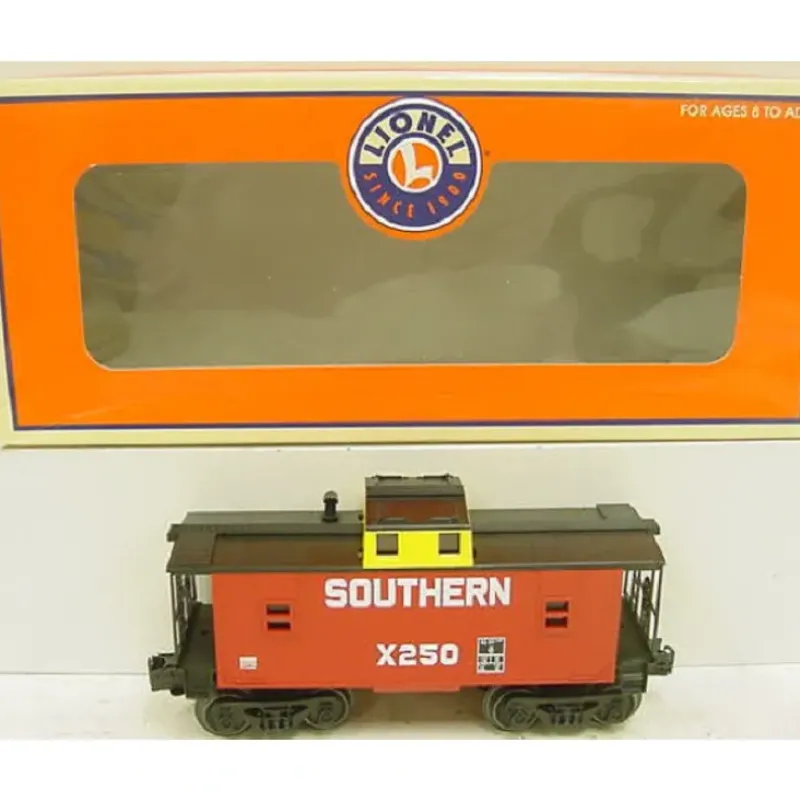 Trains*Lionel 6-26590 O Gauge Southern Illuminated Square Window Caboose - Model Train Junction: Quality Parts and Art Supplies