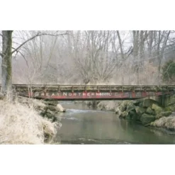 Trains*Lionel 6-22587 O Old Reading Flatcar Foot Bridge with Stone Piers (2) - Model Train Junction: Quality Parts and Art Supplies