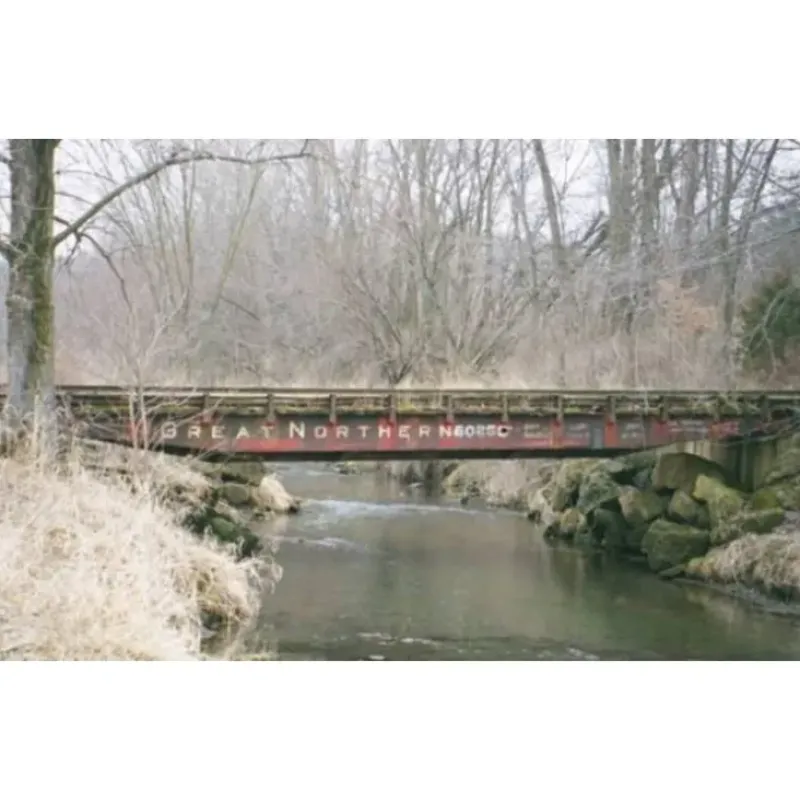 Trains*Lionel 6-22587 O Old Reading Flatcar Foot Bridge with Stone Piers (2) - Model Train Junction: Quality Parts and Art Supplies