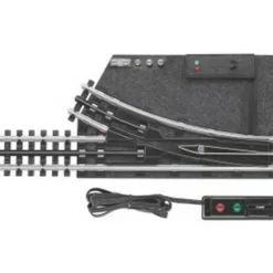 Trains*Lionel 6-12080 O 42" Remote-Control Right Hand Switch Turnout - Model Train Junction: Quality Parts and Art Supplies
