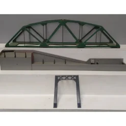 Trains*Lionel 364 Vintage O Operating Belt Log Loader & Truss Bridge VG - Model Train Junction: Quality Parts and Art Supplies
