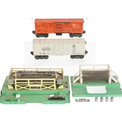 Trains*Lionel Vintage O Gauge 3482 Milk Car w/Platform & 3656 Cattle Car w/Corral VG - Model Train Junction: Quality Parts and Art Supplies
