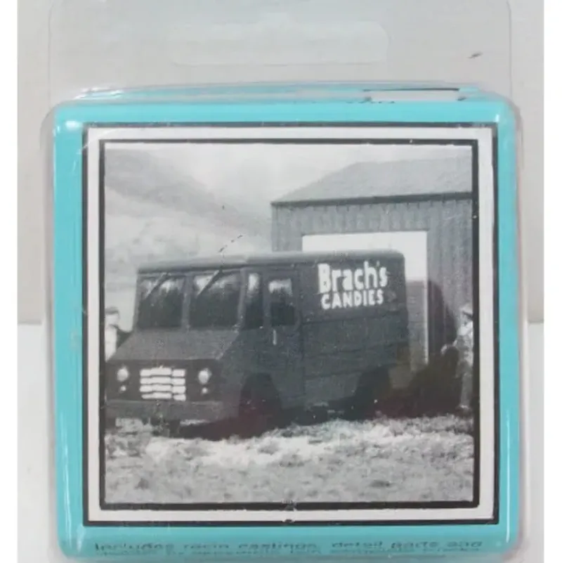 Trains*Magnuson Models 439-931 GMC Stepside Delivery Van Kit - Model Train Junction: Quality Parts and Art Supplies