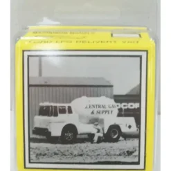 Trains*Magnuson Models 439-934 HO Ford LPG Delivery Van Kit - Model Train Junction: Quality Parts and Art Supplies