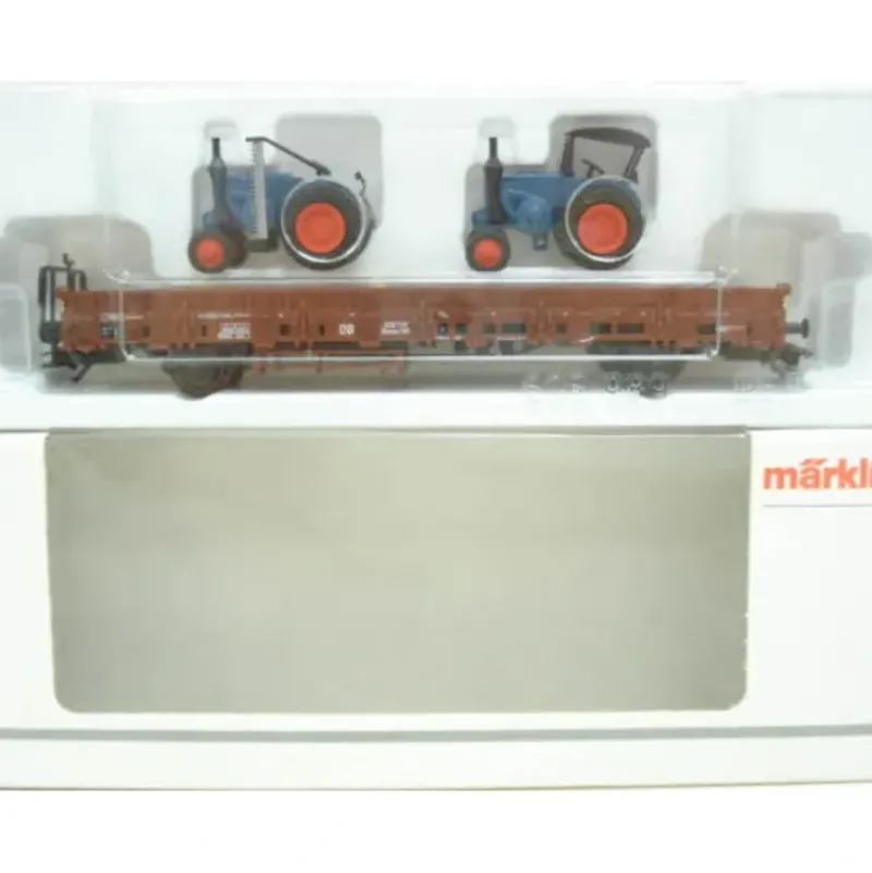 Trains*Marklin 46948 DB Flatcar w/ 2 Tractors - Model Train Junction: Quality Parts and Art Supplies