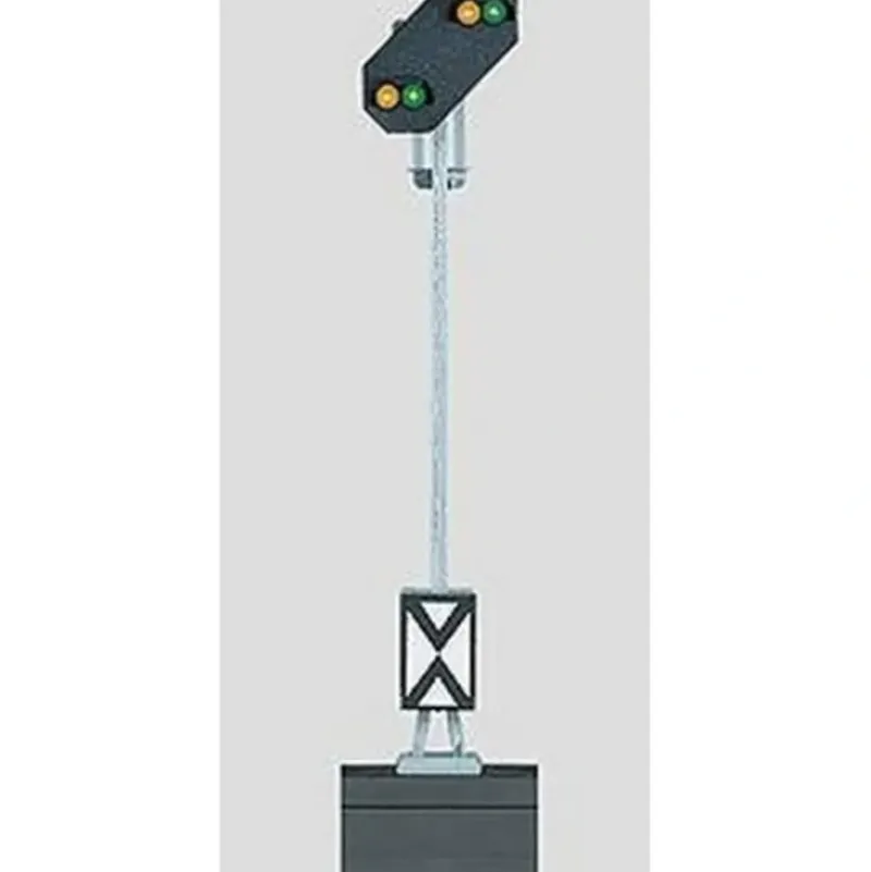 Trains*Marklin 74380 HO Color Light Distant Signal - Model Train Junction: Quality Parts and Art Supplies