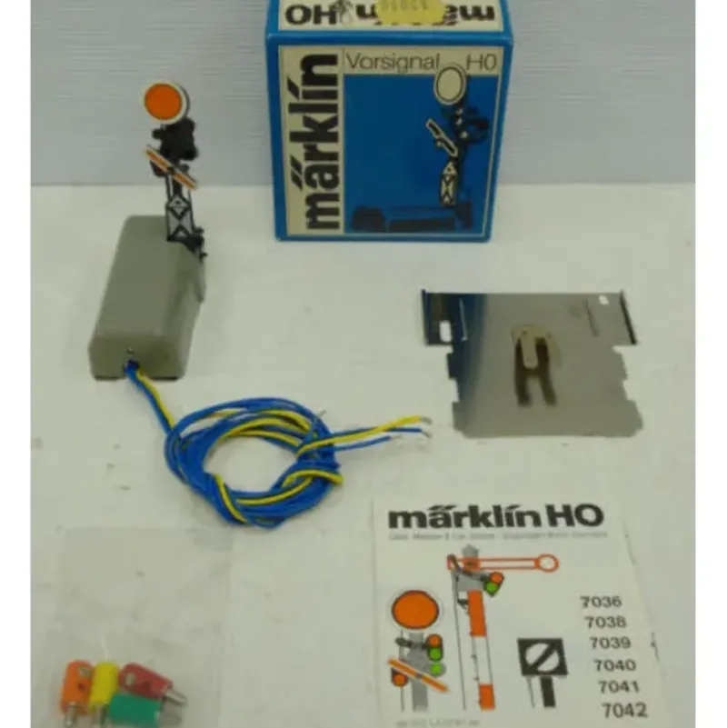 Trains*Marklin 7038 HO Distance Signal - Model Train Junction: Quality Parts and Art Supplies