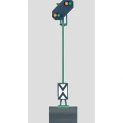 Trains*Marklin 76383 HO Scale Color Light Distant Signal - Model Train Junction: Quality Parts and Art Supplies