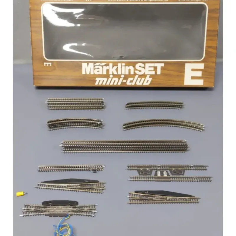 Trains*Marklin 8190 Z Extension Set with Manual Turnouts EX/Box - Model Train Junction: Quality Parts and Art Supplies