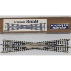 Trains*Marklin 8559 Z 4-7/16" 13 Crossing Track - Model Train Junction: Quality Parts and Art Supplies
