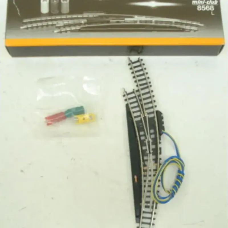 Trains*Marklin 8568 Z 7-11/16" 30 Electric Left Curved Switch Turnout - Model Train Junction: Quality Parts and Art Supplies