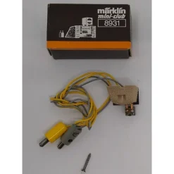 Trains*Marklin 8931 Z Scale Track Bumper With Light - Model Train Junction: Quality Parts and Art Supplies