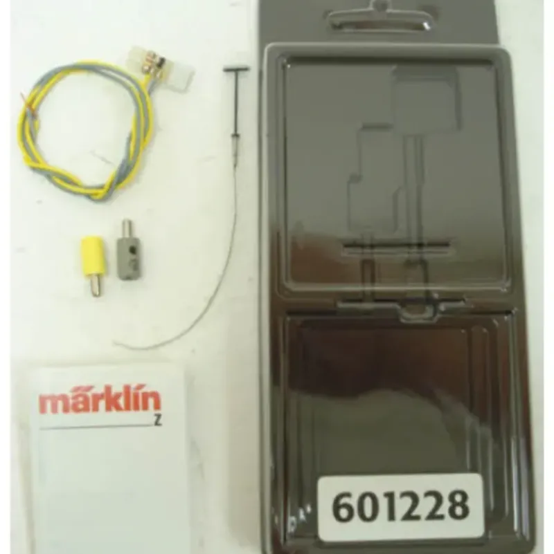 Trains*Marklin 601228 Z Station Platform Light - Model Train Junction: Quality Parts and Art Supplies