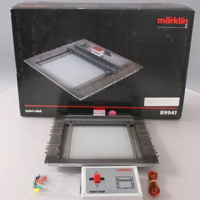 Trains*Marklin 89941 Z Transfer Table with Controller - Model Train Junction: Quality Parts and Art Supplies
