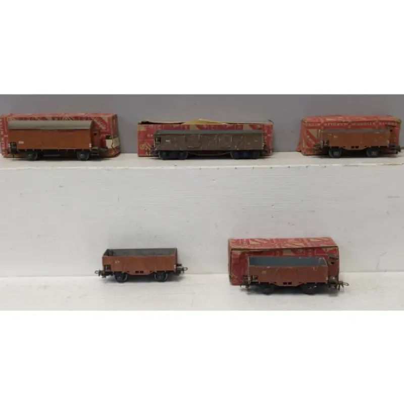 Trains*Marklin HO Vintage Assorted Freight Cars: 311, 320, & 331 [5] VG - Model Train Junction: Quality Parts and Art Supplies