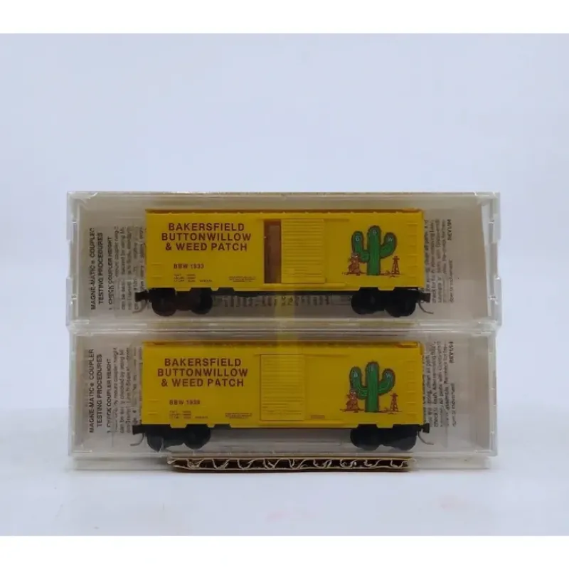 Trains*Micro-Trains 94-27 N Bakersfiled, Buttonwillow & Weed Patch 2-Car Boxcar Set MT/Box - Model Train Junction: Quality Parts and Art Supplies