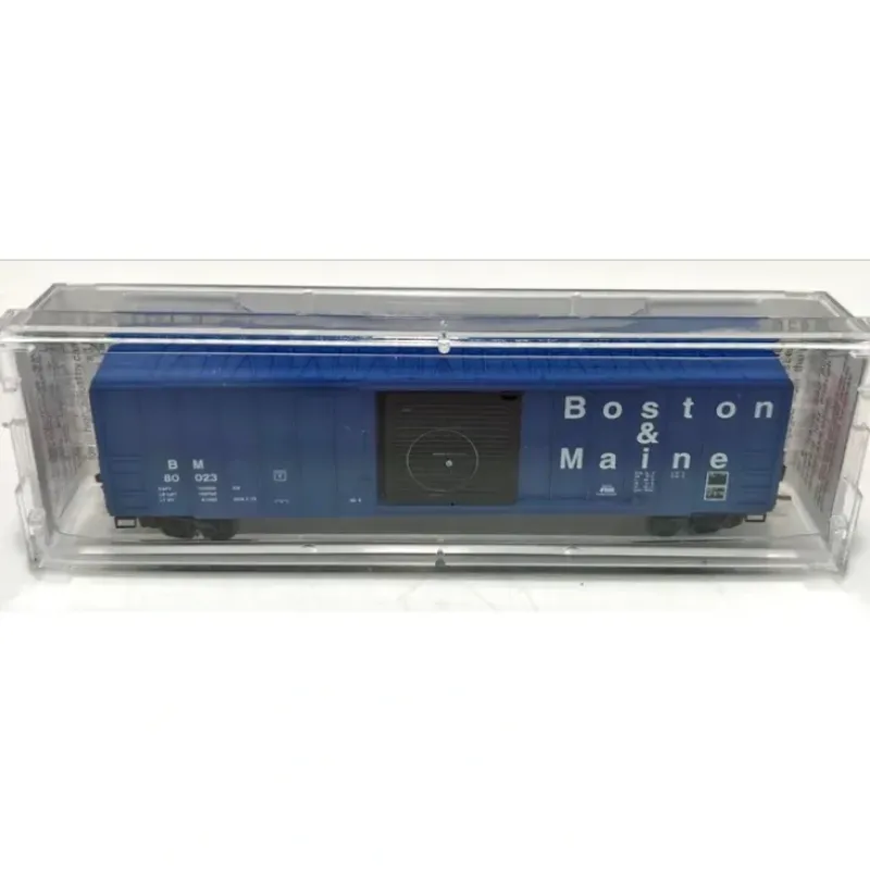 Trains*Micro-Trains 02500240 N B&M 50' Rib Side Single Door Boxcar w/o Roofwalk #80023 NIB - Model Train Junction: Quality Parts and Art Supplies