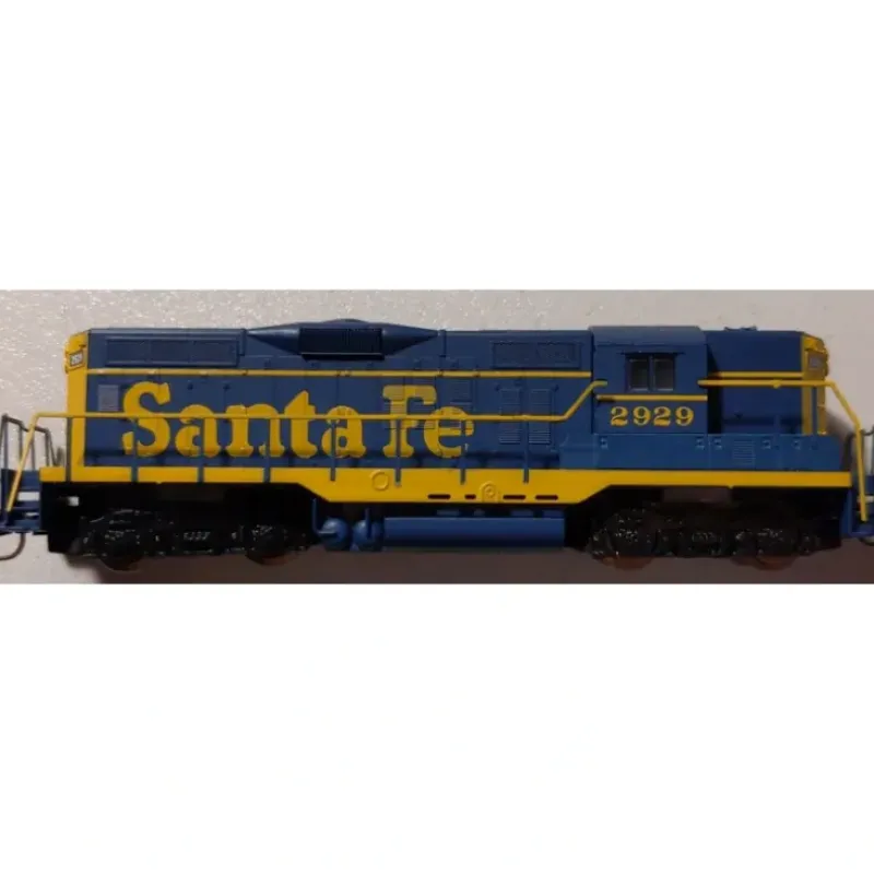 Trains*Micro-Trains 98201062 Z ATSF EMD GP9 Powered Diesel Locomotive #2929 EX - Model Train Junction: Quality Parts and Art Supplies