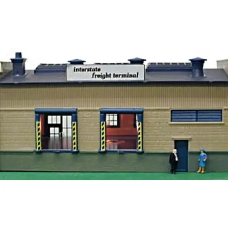 Trains*Model Power 574 HO Scale Built-up Interstate Freight Terminal - Model Train Junction: Quality Parts and Art Supplies