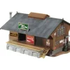 Trains*Model Power 775 HO Scale Built-up 1940 Era Railroad Depot - Model Train Junction: Quality Parts and Art Supplies