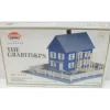 Trains*Model Power 485 HO Scale Grabitski's House Building Kit - Model Train Junction: Quality Parts and Art Supplies