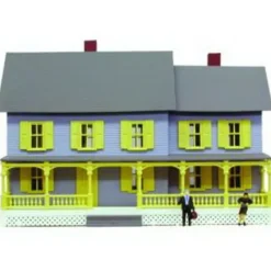 Trains*Model Power 590 HO Scale Jordan's House Lighted W/2 Figures Built-Up - Model Train Junction: Quality Parts and Art Supplies