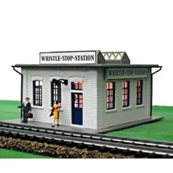 Trains*Model Power 562 HO Scale Whistle Stop Station Built Up - Model Train Junction: Quality Parts and Art Supplies