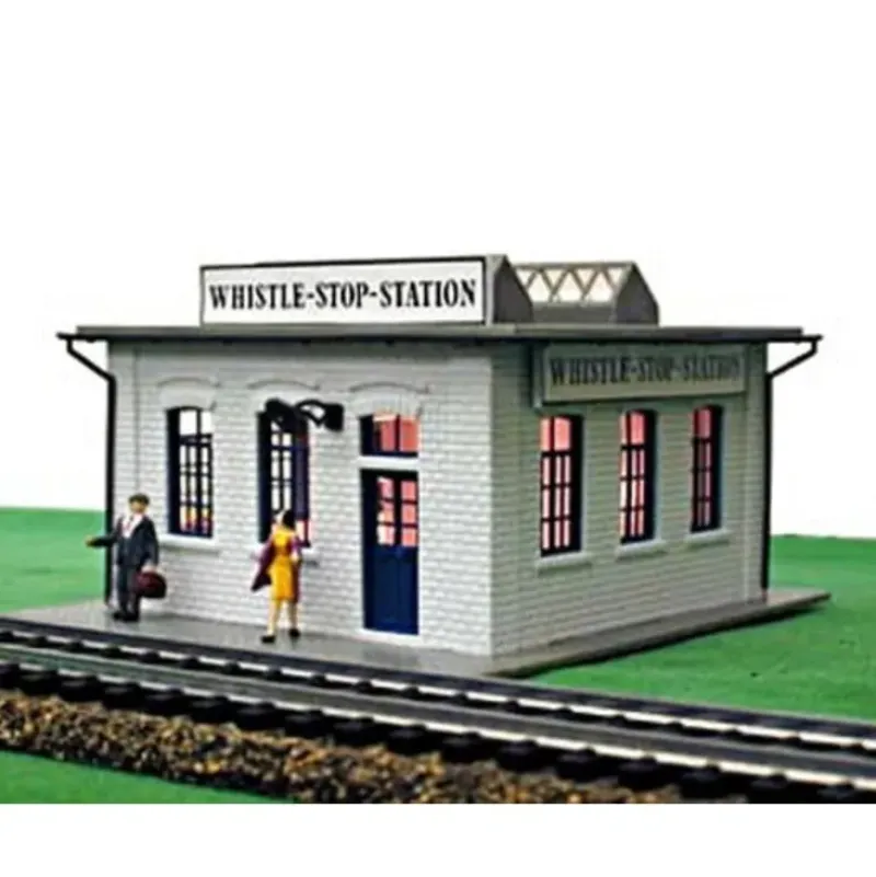 Trains*Model Power 562 HO Scale Whistle Stop Station Built Up - Model Train Junction: Quality Parts and Art Supplies