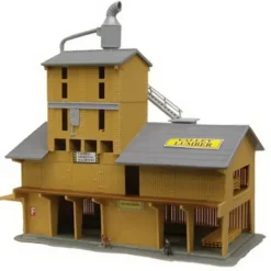 Trains*Model Power 2566 N Scale Lumber Yard - Model Train Junction: Quality Parts and Art Supplies