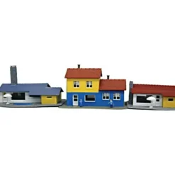 Trains*Model Power 2588 N Scale Three Houses Built-Up - Model Train Junction: Quality Parts and Art Supplies