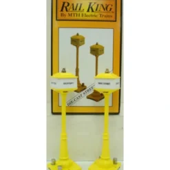 Trains*MTH 30-1028 O #57 Yellow Broadway Lamp Set (Pack of 2) - Model Train Junction: Quality Parts and Art Supplies