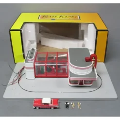Trains*MTH 30-9167 O Operating Bikini Car Wash - Model Train Junction: Quality Parts and Art Supplies
