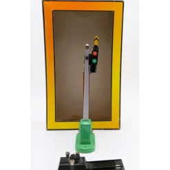 Trains*MTH 30-1075 O Operating Semaphore Signal No.151 EX/Box - Model Train Junction: Quality Parts and Art Supplies
