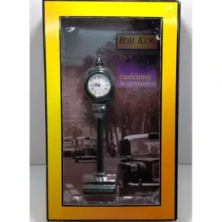 Trains*MTH 30-1094 O Scale Dark Green Operating Die-Cast Street Clock LN/Box - Model Train Junction: Quality Parts and Art Supplies