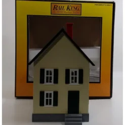 Trains*MTH 30-9023 Row House Yellow w/ Green Shutters - Model Train Junction: Quality Parts and Art Supplies