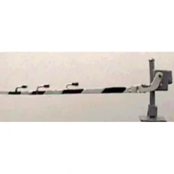 Trains*NJ International 1170 HO Red & White Automatic Crossing Gates (Pack of 2) - Model Train Junction: Quality Parts and Art Supplies