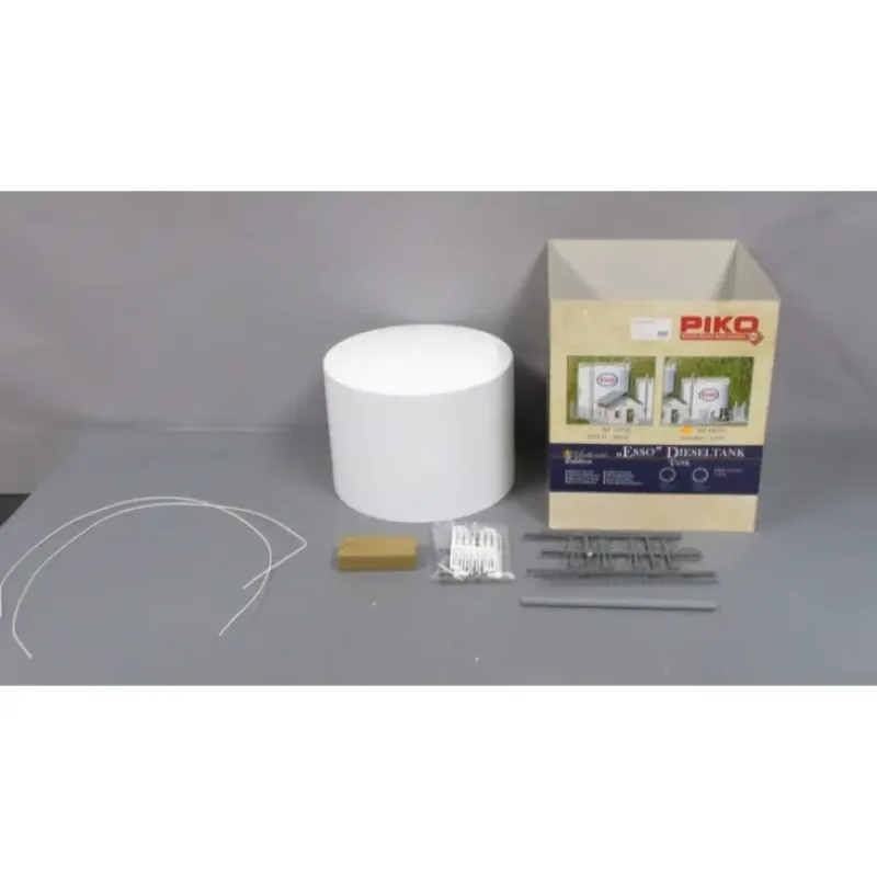 Trains*Piko 62039 G Scale ESSO Diesel Tank (Low) - Model Train Junction: Quality Parts and Art Supplies
