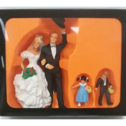 Trains*Preiser 45041 G Bride, Groom, Ring Bearer & Flower Girl Figures (Set of 4) - Model Train Junction: Quality Parts and Art Supplies
