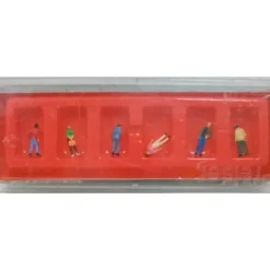 Trains*Preiser 88517 Z Scale By-Passers Figures (Set of 6) - Model Train Junction: Quality Parts and Art Supplies