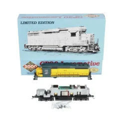 Trains*Proto 2000 23079 HO Chicago & North Western GP30 Diesel Locomotive #812 LN/Box - Model Train Junction: Quality Parts and Art Supplies