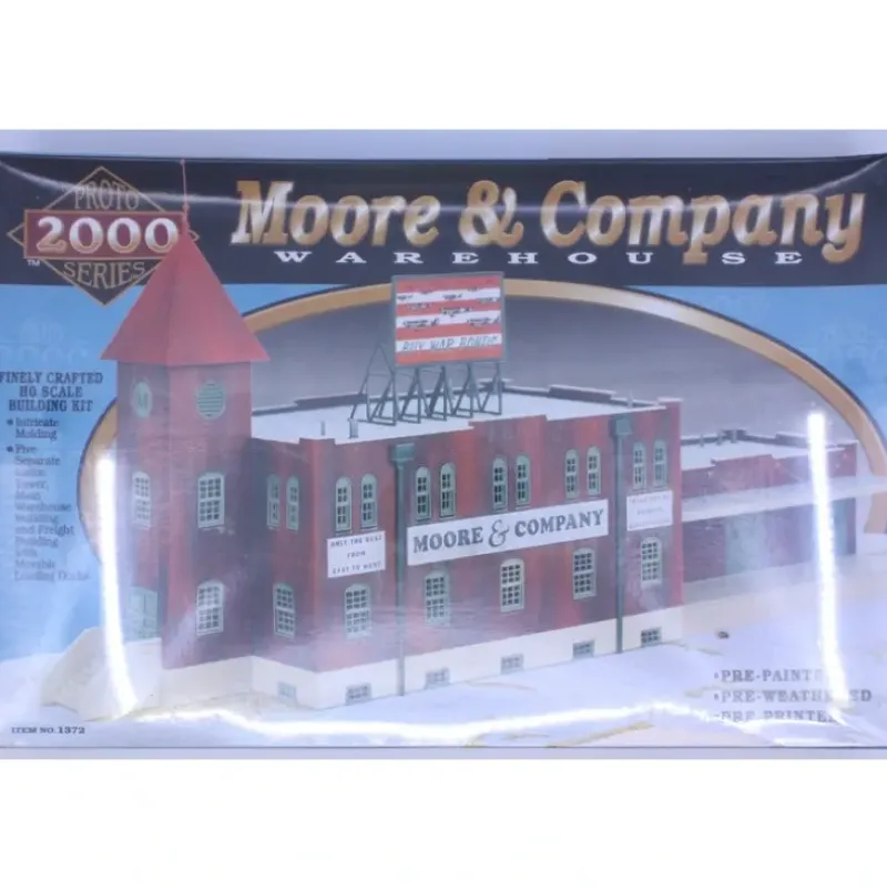 Trains*Proto 2000 1372 HO Moore & Company Warehouse Building Kit - Model Train Junction: Quality Parts and Art Supplies