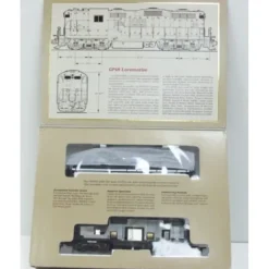 Trains*Proto 2000 8155 Life Like HO Illinois Central GP18 Diesel Locomotive - Model Train Junction: Quality Parts and Art Supplies