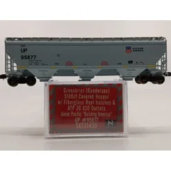 Scale Trains SXT31430 N Union Pacific Gunderson 5188 Covered Hopper Car #95877 LN/Box - Model Train Junction: Quality Parts and Art Supplies Hot