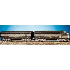 USA Trains 22252 G New York Central F-3 AB Diesel Locomotive Set - Model Train Junction: Quality Parts and Art Supplies New