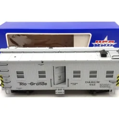 USA Trains R1842 Denver & Rio Grande Western Kitchen Car #045 EX/Box - Model Train Junction: Quality Parts and Art Supplies Clearance