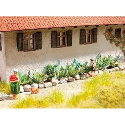 Walthers 433-1075 HO Botanicals Hosta - Model Train Junction: Quality Parts and Art Supplies Sale