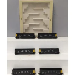 Walthers 932-5303 HO Scale Union Pacific Bethgons #1 (6 Car Pack) VG/Box - Model Train Junction: Quality Parts and Art Supplies Online