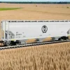 Walthers Mainline, HO Scale, 910-7724, 60' NSC 5150 3-Bay Covered Hopper, Canadian Pacific, #650490 - Model Train Junction: Quality Parts and Art Supplies Online