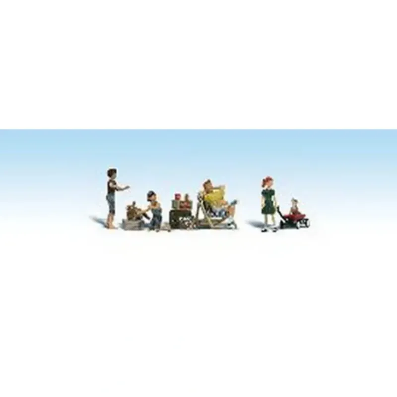 Woodland Scenics A2195 N Scenic Accents Dog Wash Figures (Set of 9) - Model Train Junction: Quality Parts and Art Supplies New